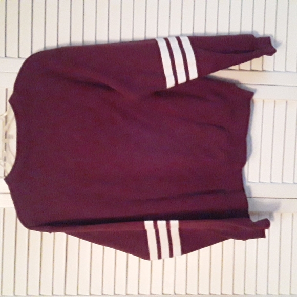 Girls size small wound up sweatshirt - Picture 2 of 3